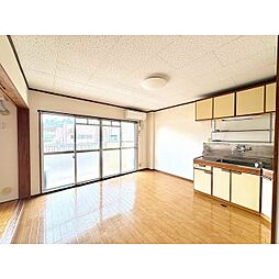 三の丸ロイヤルコーポ 101 1階2LDKのリビング/ダイニング