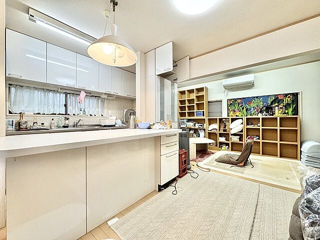 リビング/ダイニング 葛飾区新宿1丁目