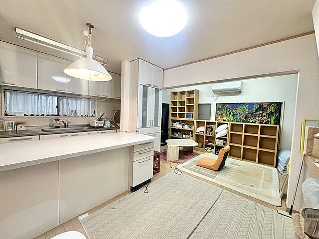 リビング/ダイニング 葛飾区新宿1丁目