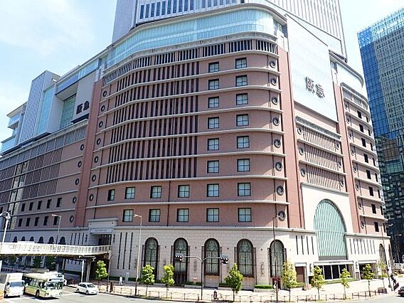 阪急うめだ本店...