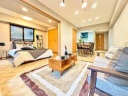 リーガル京都烏丸御池 1LDKのリビング/ダイニング