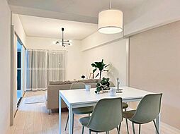 シャトー三愛 3LDKのリビング/ダイニング