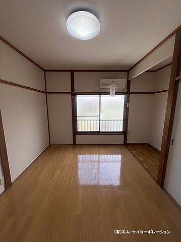 洋室