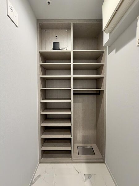 収納