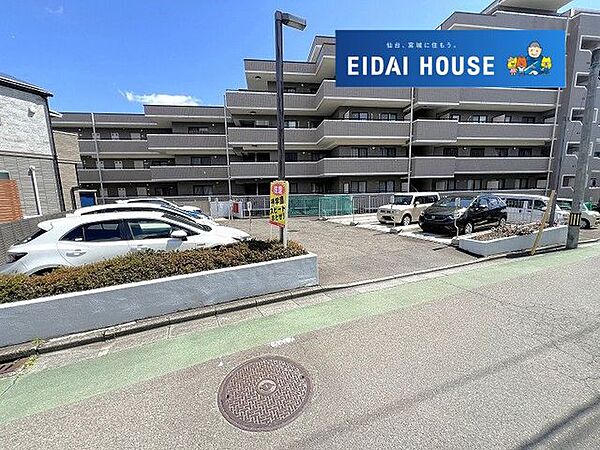 駐車場を拡大表示