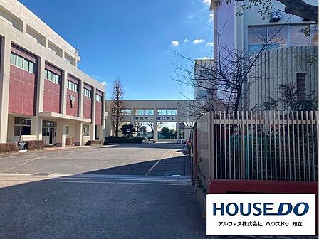 刈谷市立刈谷南中学校 1800m