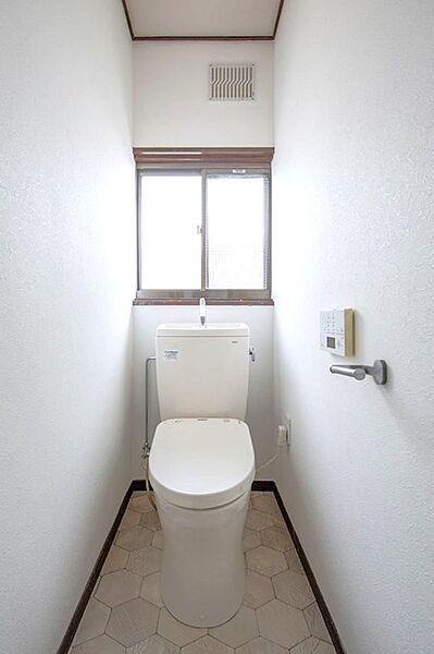 トイレを拡大表示