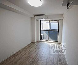 フラッティ衣笠 205 2階1Kのリビング/ダイニング