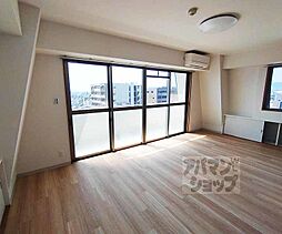 京都市営烏丸線 五条駅 徒歩8分の賃貸マンション 15階1DKのリビング/ダイニング