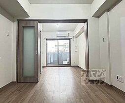 JR山陰本線 円町駅 徒歩11分の賃貸マンション 1階1DKのリビング/ダイニング