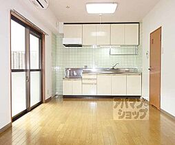 JR東海道・山陽本線 京都駅 徒歩12分の賃貸マンション 1階2LDKのリビング/ダイニング