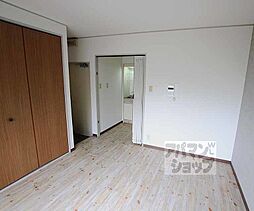 フラット6 401 4階1Kのリビング/ダイニング