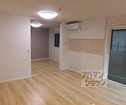 シャーメゾン北小路 103 1階2LDKのリビング/ダイニング