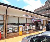 セブンイレブン上賀茂榊田町店まで410m
