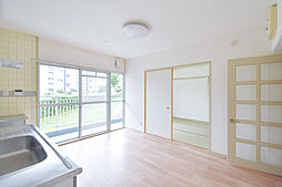 URグリーンタウン槇島 1階4DKのリビング/ダイニング