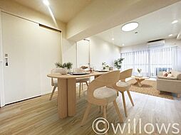 メゾン三鷹 3LDKのリビング/ダイニング