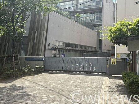 港区立芝浦小学校 徒歩7分。 560m