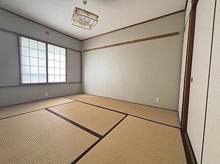 あると嬉しい和室でゆったりとお過ごしいただけます!