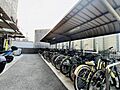 屋根付きの駐輪...