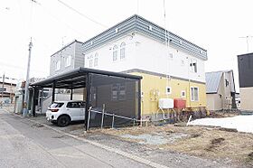 南5-26二戸借家 1F ｜ 北海道旭川市南五条通26丁目504番地58号（賃貸一戸建3LDK・--・72.27㎡） その1