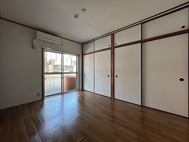 寝室