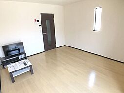 レオネクストクレールウィン 2階1Kのリビング/ダイニング