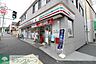 周辺：セブン-イレブン 横浜大倉山店 徒歩6分。 450m