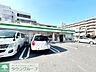 周辺：ファミリーマート横浜綱島東店 徒歩2分。 160m