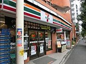 セブンイレブン江戸川橋店 485m