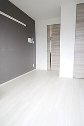 ロイジェント高島平 203 2階1Kのリビング/ダイニング