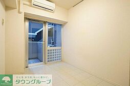 ＲＥＶ　ＲＥＦＡＹＳ−ＭＡＮＡ 302 3階ワンルームのリビング/ダイニング