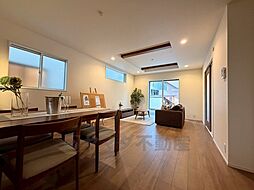 リビング/ダイニングの画像