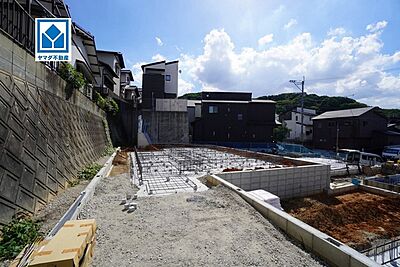 外観:東月隈小学校、目の前^^西鉄バス「浦田」歩9分。博多駅行^^ 外観:東月隈小学校、目の前^^西鉄バス「浦田」歩9分。博多駅行^^
