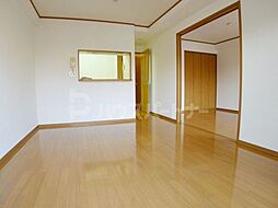 フォルティーヌ皿沼 2階2LDKのリビング/ダイニング