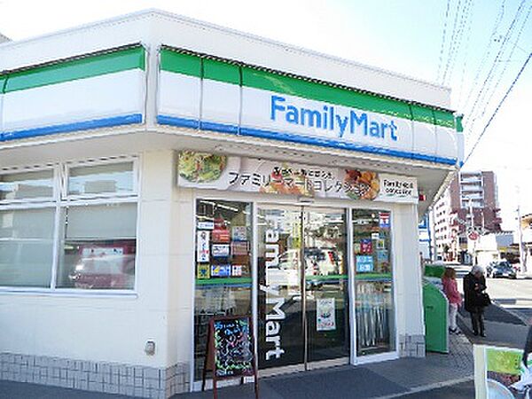 画像16:ファミリーマート 杉村一丁目店（373m）