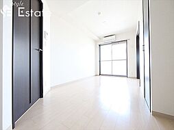 名古屋市営鶴舞線 浅間町駅 徒歩3分の賃貸マンション 8階2LDKのリビング/ダイニング