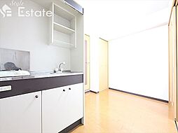 JR東海道本線 尾頭橋駅 徒歩3分の賃貸マンション 10階1DKのリビング/ダイニング