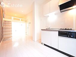 名古屋市営名城線 志賀本通駅 徒歩3分の賃貸アパート 1階1SLDKのリビング/ダイニング