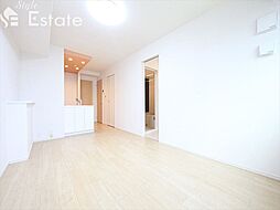 ラッフィナート 3階1LDKのリビング/ダイニング