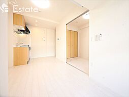 名古屋市営東山線 伏見駅 徒歩1分の賃貸マンション 4階1LDKのリビング/ダイニング