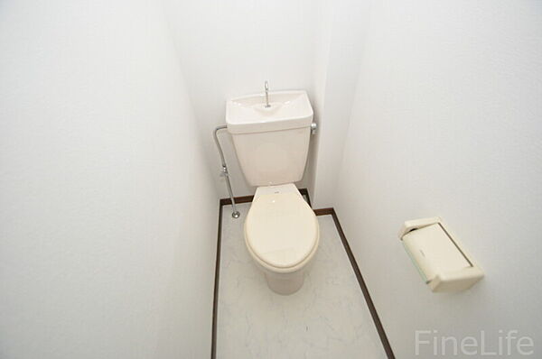 画像11:キレイに清掃されたトイレは清潔感がり気分もよくなります。
