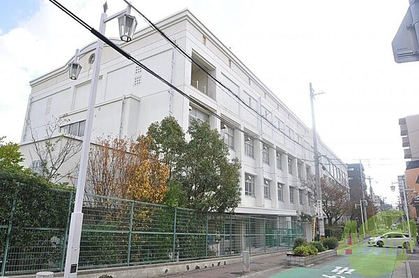 画像2:神戸市立板宿小学校 155m