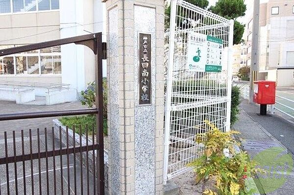 画像26:神戸市立長田南小学校 493m