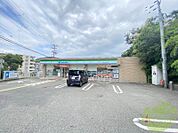 ファミリーマート神戸垂水塩屋店 728m