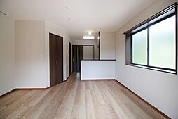 八ヶ岳ガーデン 2階ワンルームのリビング/ダイニング