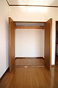 広々ウォークインクローゼット