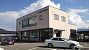 山梨中央銀行酒折支店428m