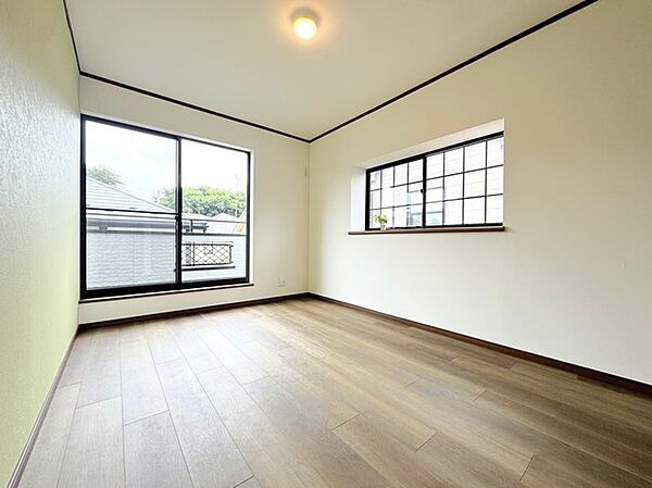 洋室を拡大表示