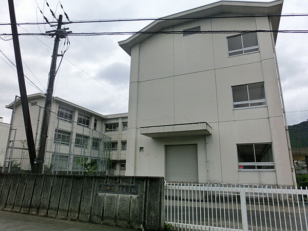 画像22:鶴居小学校