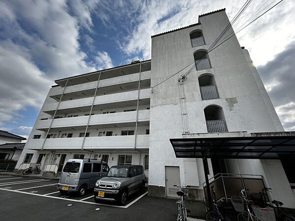 兵庫県加東市社(賃貸マンション2DK・1階・49.81㎡)の写真 その1